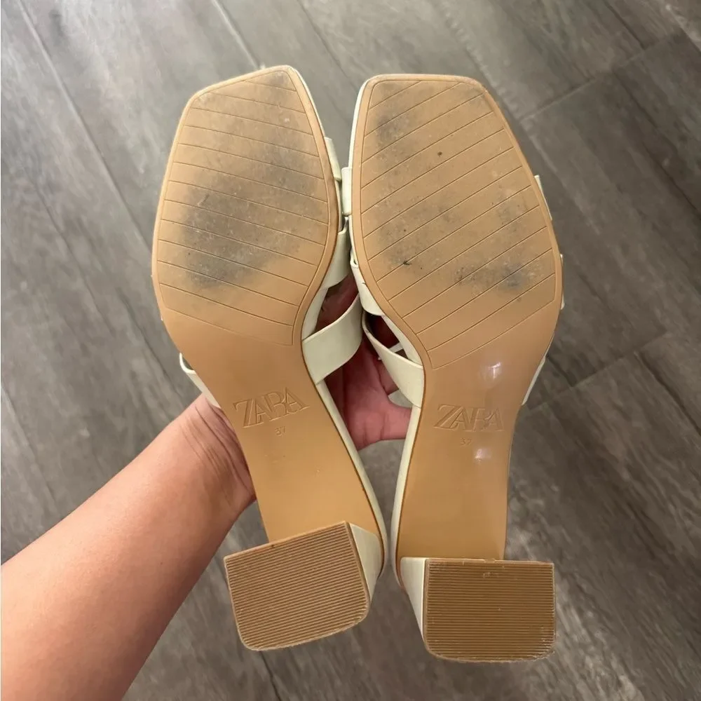 Zara Cream & Gold Sandals - Picture 2 of 7